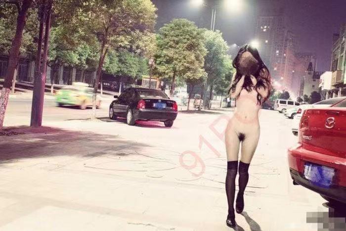 露出，人前的騷才是真的騷