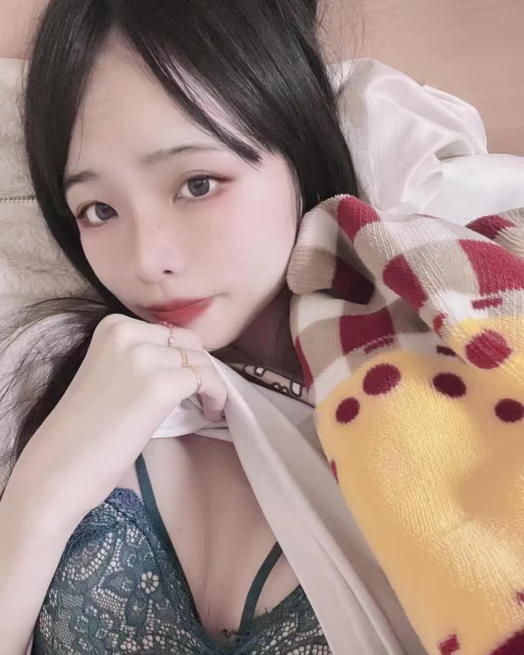 露臉反差婊，你騷或不騷的樣子我都有