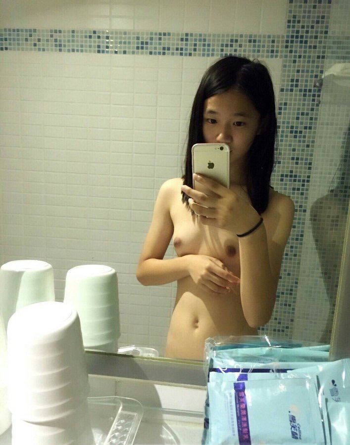 一組風(fēng)燒小姐姐