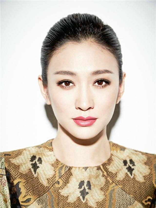 李小冉時(shí)尚寫(xiě)真 女神范兒十足