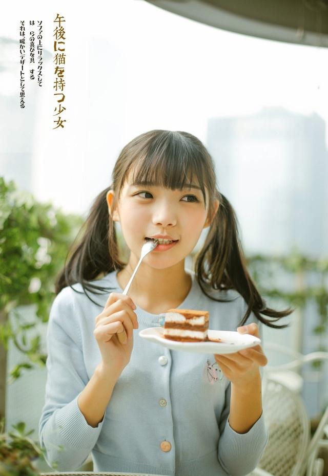 美少女與貓的午后快樂(lè)時(shí)間