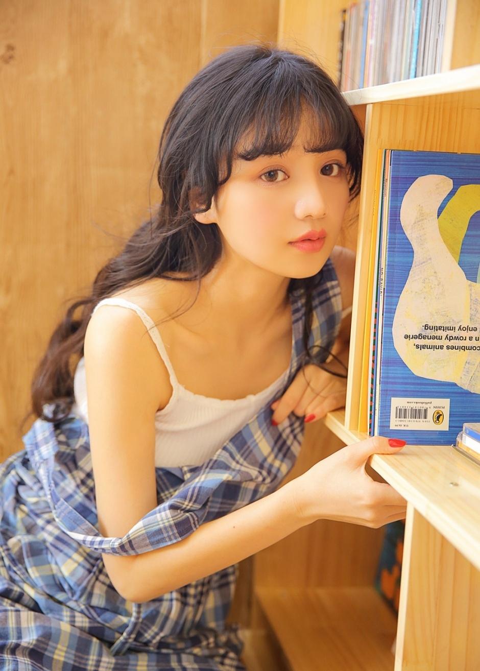 性感小清新美女模特性感美腿誘惑時尚私房寫真
