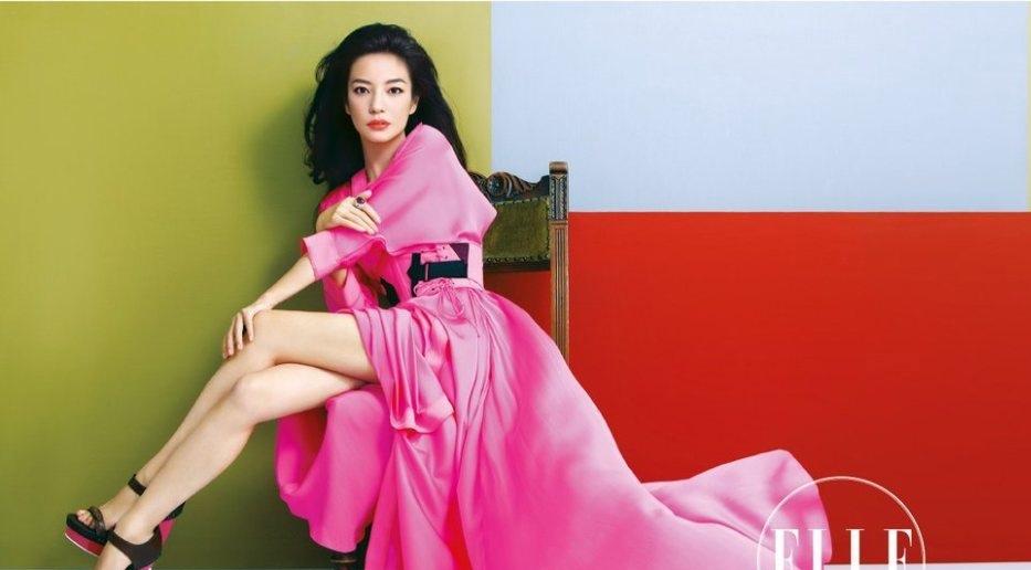 女神趙薇《ELLE》大片嬌艷動人展御姐氣質(zhì)