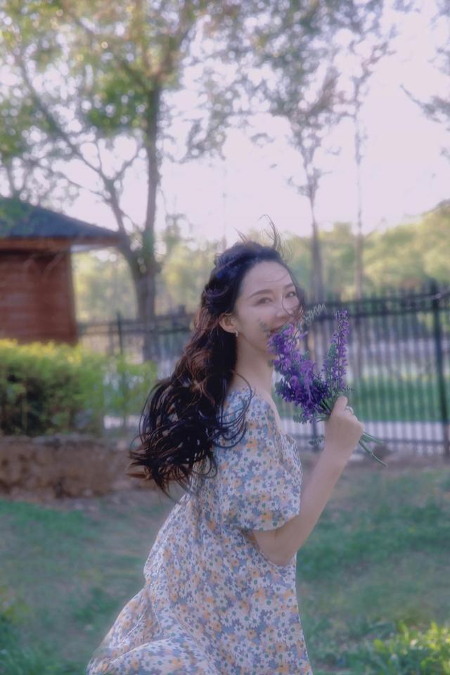 五位女星養(yǎng)眼美圖欣賞，個(gè)個(gè)美若天仙，你最喜歡誰呢？