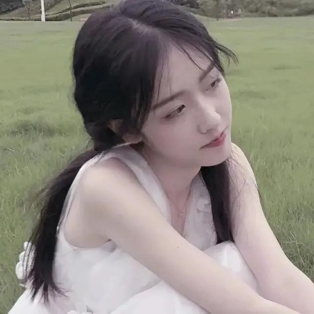 這才是漂亮美女的標(biāo)準(zhǔn)