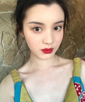 電眼女生(看你的眼睛是哪種？杏眼普通，丹鳳眼高冷，桃花眼顏值高)