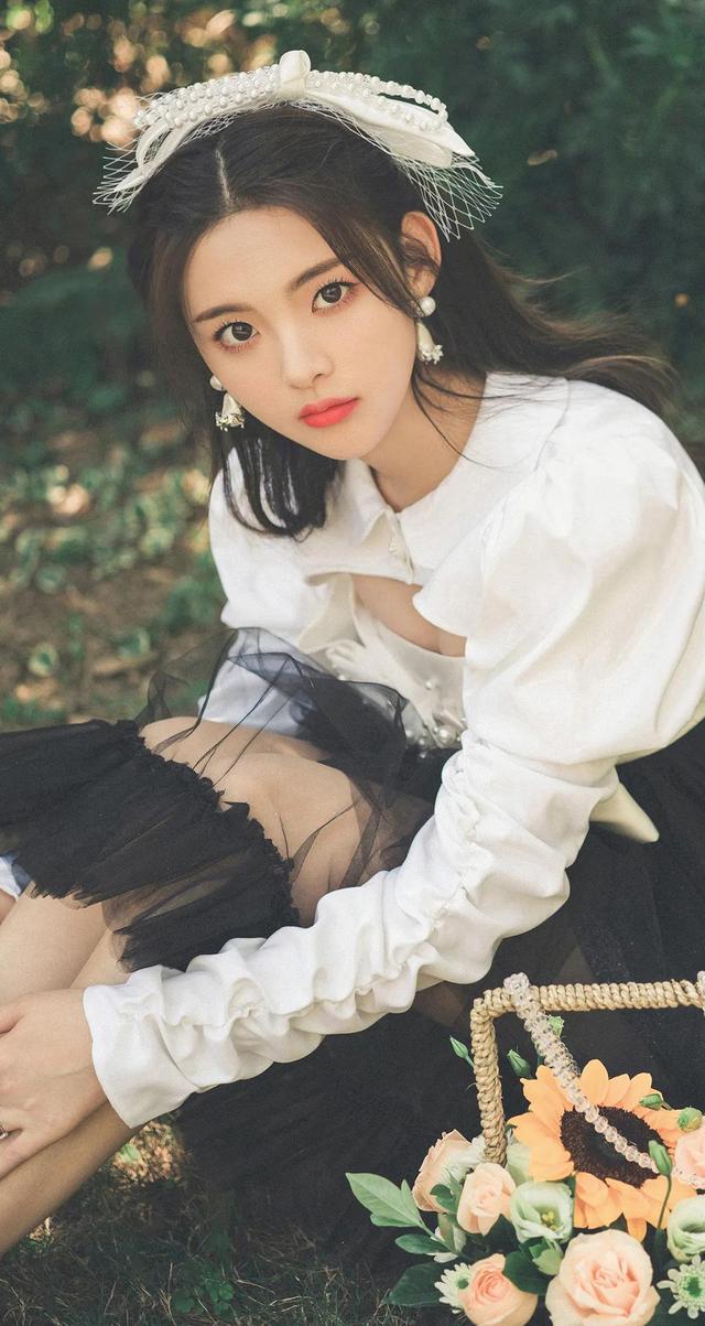 女神楊超越 今日是 俏皮 性感風(fēng) 高清手機(jī)壁紙分享