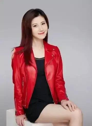 廣東十大美女主持人，美貌與智慧并重的才女，比明星還漂亮的主播