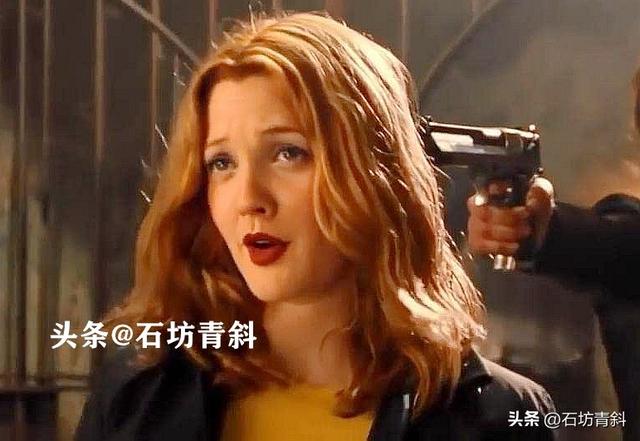 壞女孩的起伏人生：13歲吸毒，19歲結(jié)婚兩個(gè)月分手，48歲獨(dú)帶倆娃