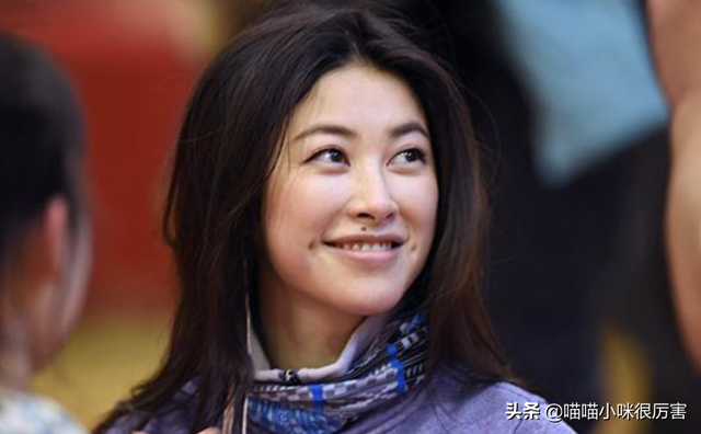 被譽(yù)為中國(guó)第一美女，與法拉利總裁談戀愛，朱珠到底靠什么？