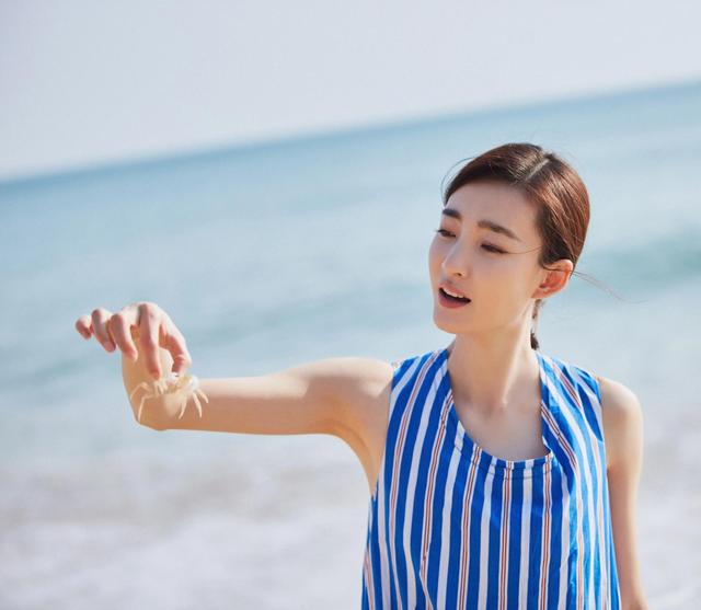 五位女星養(yǎng)眼美圖欣賞，個(gè)個(gè)美若天仙，你最喜歡誰呢？