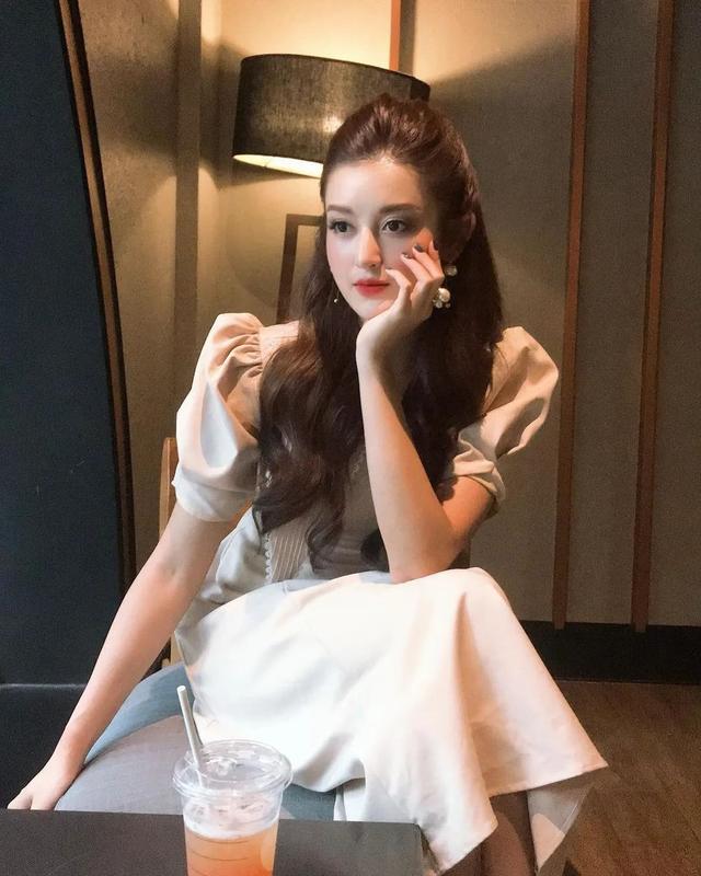 越南第一美女，熱巴的臉柳巖的胸關(guān)曉彤的腿！她是怎么鍛煉的？