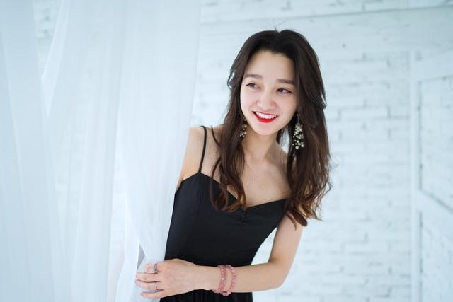 高清美女圖片，張張可當(dāng)壁紙哦