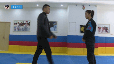 女孩公交上遭猥褻怒斥男子：你比我爸都大，你就沒閨女嗎？濟南警方回應
