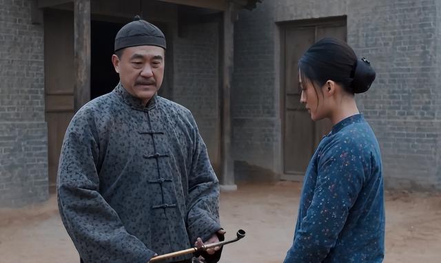 《白鹿原》中最美女人田小娥，她結(jié)局凄慘因為什么？漂亮？放蕩？