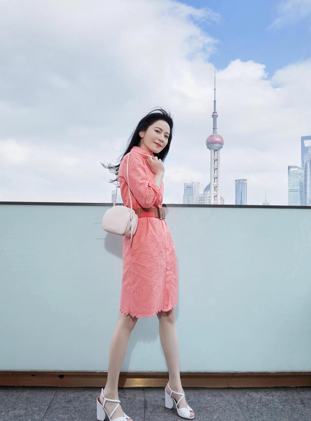 五位女星養(yǎng)眼美圖欣賞，個(gè)個(gè)美若天仙，你最喜歡誰呢？