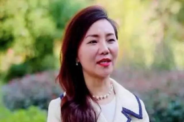 高顏值美女干部，私生活雜亂，和領(lǐng)導(dǎo)有不正當(dāng)關(guān)系，以色上位