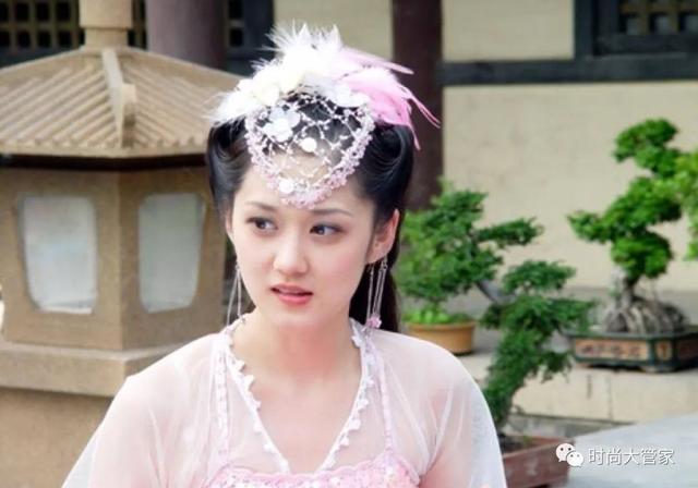 女演員揭露潛規(guī)則，陪吃陪睡只是冰山一角，一個比一個離譜！