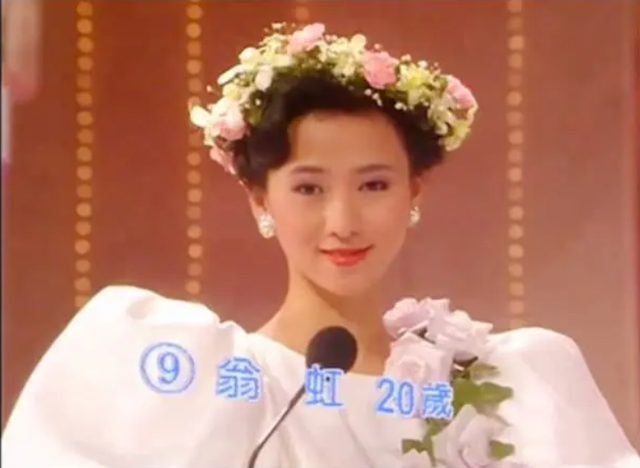7位“一脫成名”的女星，有人成一線有人嫁豪門，有人成“癲王”