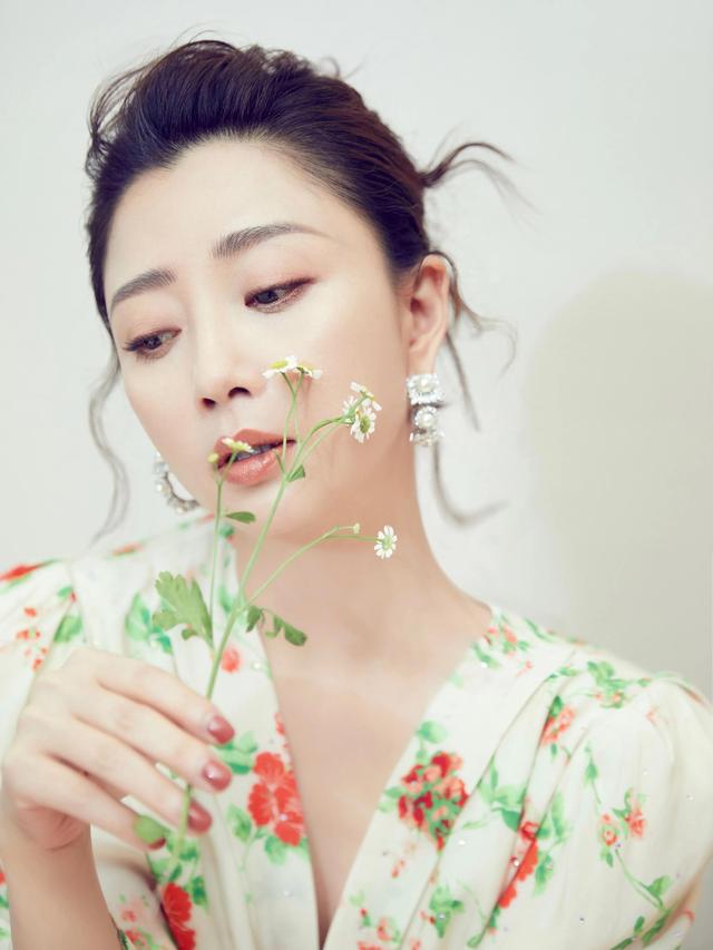 五位女星養(yǎng)眼美圖欣賞，個(gè)個(gè)美若天仙，你最喜歡誰呢？