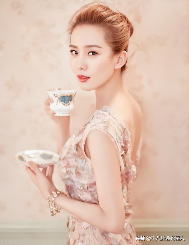 張雨綺的胸，戚薇的腿，景甜的臀，這些80后女星的身材，個(gè)個(gè)絕美