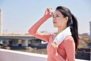 女人和男人睡覺(男人和女人在一起，共享過這樣東西，便是真愛，注定白頭偕老)