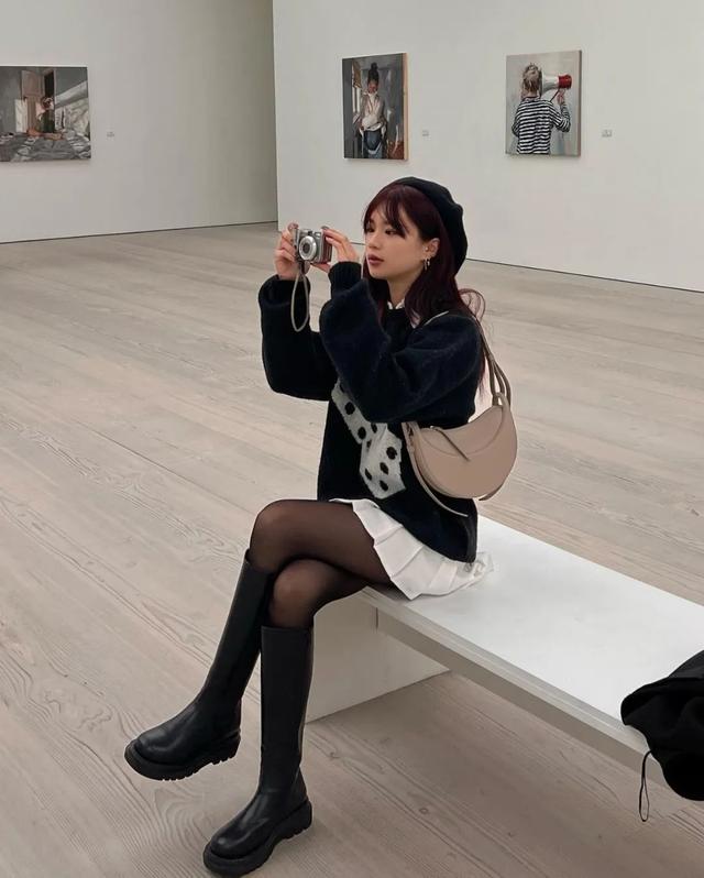 穿黑絲的女生很low？我呸