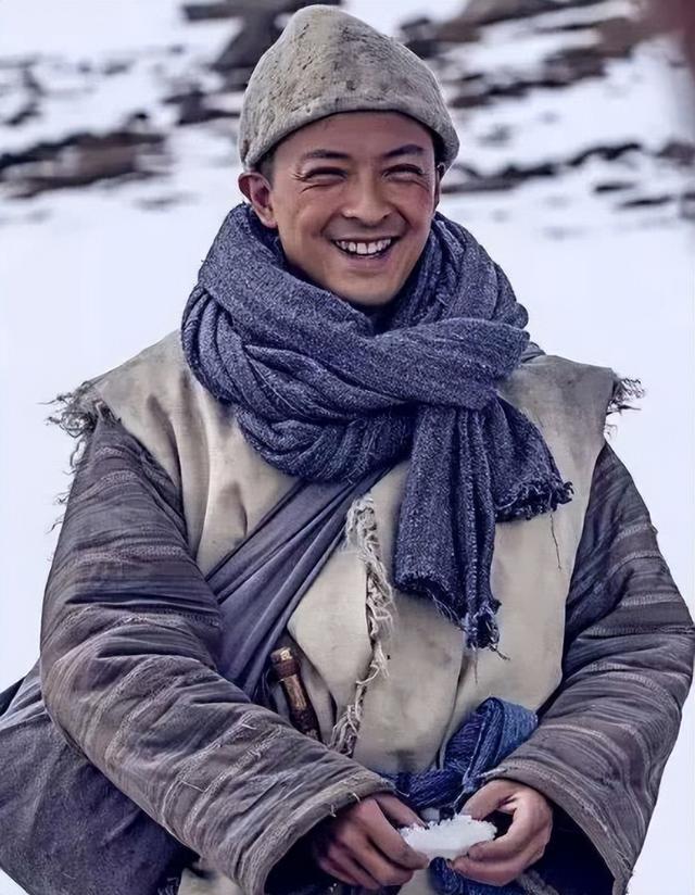 富大龍：娶重慶美女饒敏莉，12年后，婚姻還是輸給了票子和孩子