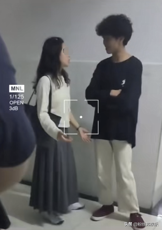 我是女孩子呢，某高?！芭奔埥硎录急阋吮痪軔佬叱膳? onerror=
