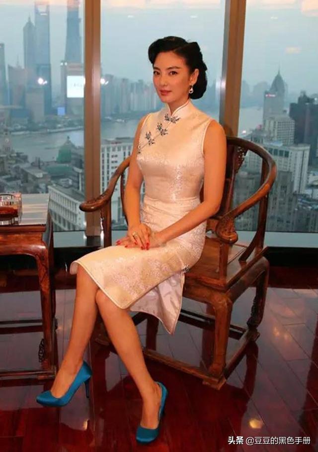 旗袍如照妖鏡，看看這17位女星，誰最驚艷，誰像偷穿大人衣服？