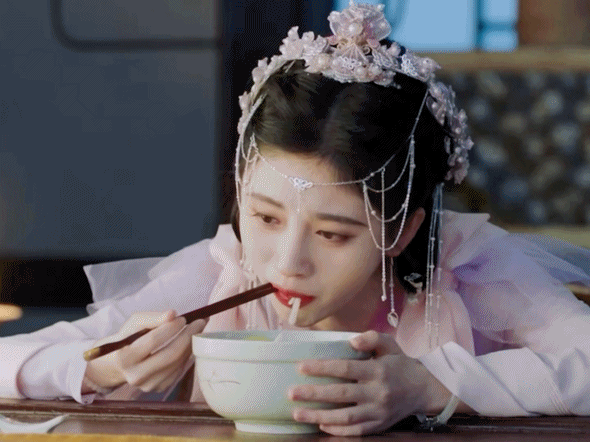 內娛“四千年美女”，夠夠了