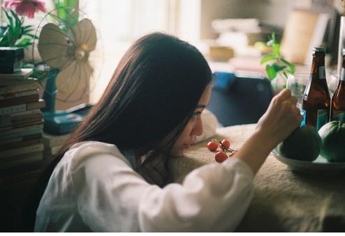 《傷痕》：沒有在深夜里獨自流淚的女人，也許聽不懂林憶蓮這支歌