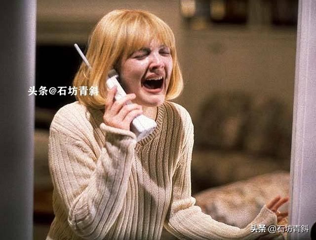 壞女孩的起伏人生：13歲吸毒，19歲結(jié)婚兩個(gè)月分手，48歲獨(dú)帶倆娃