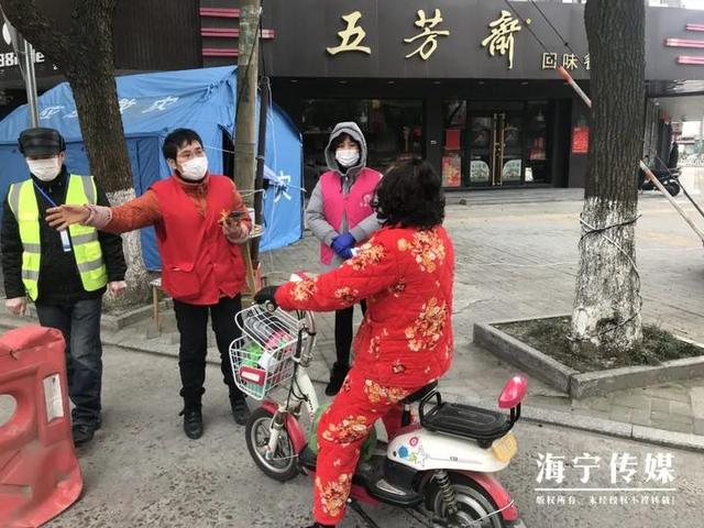 今天 不得不說(shuō)海寧這些社區(qū)女書(shū)記……