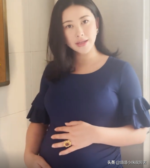 被譽(yù)為中國(guó)第一美女，與法拉利總裁談戀愛，朱珠到底靠什么？