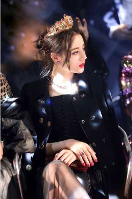 十二大美女(娛樂圈10大美女個(gè)個(gè)顏值高氣質(zhì)好，你更喜歡哪位呢)