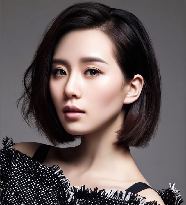 給國(guó)內(nèi)“10大美女演員”排名，林志玲僅第6，迪麗熱巴高居第3