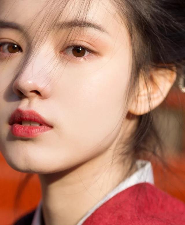 看你的眼睛是哪種？杏眼普通，丹鳳眼高冷，桃花眼顏值高