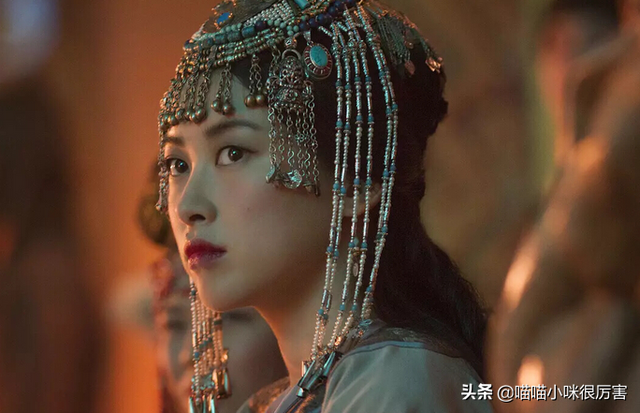 被譽(yù)為中國(guó)第一美女，與法拉利總裁談戀愛，朱珠到底靠什么？