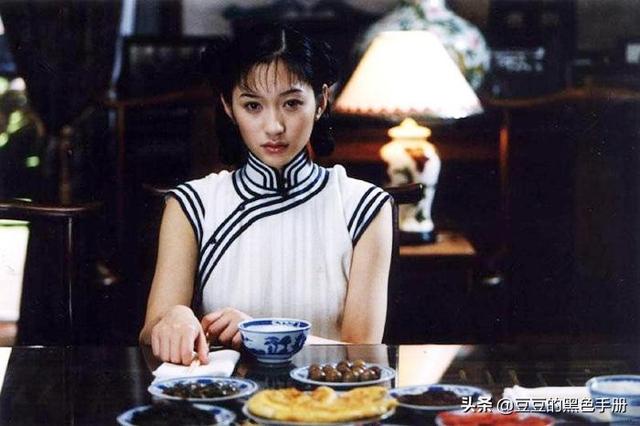 旗袍如照妖鏡，看看這17位女星，誰最驚艷，誰像偷穿大人衣服？