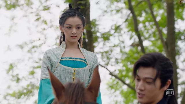 內娛“四千年美女”，夠夠了