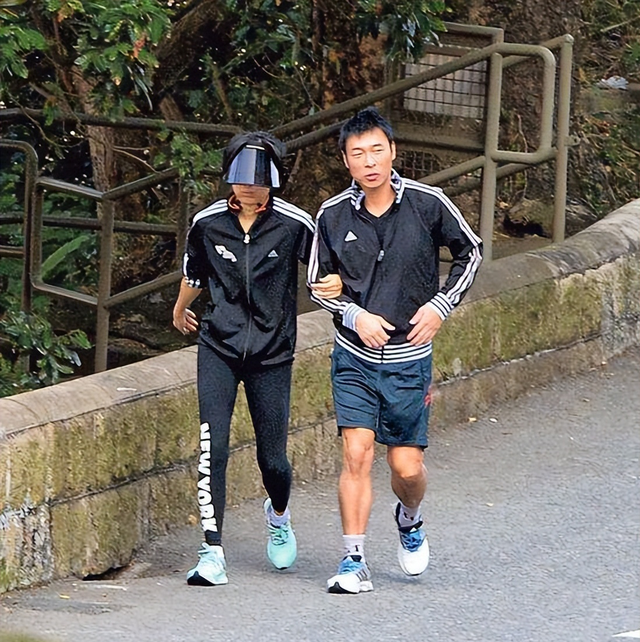 著名偷拍事件：章子怡、白百何、王鷗、沈星皆上榜，件件驚爆眼球