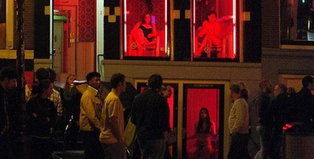 西班牙為何被譽(yù)為“歐洲妓院”，合法“性交易”的影響有多大？