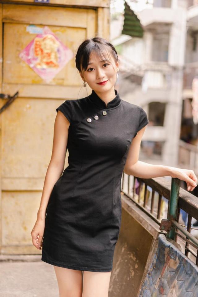中年女士拍照姿勢推薦，8個姿勢必須掌握，拍照自然有氣質