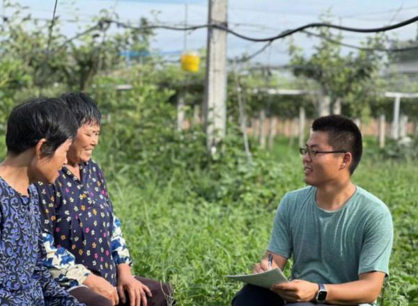 金融碩士回老家種田？“造火箭的少女”回鄉(xiāng)種樹？他們究竟想干啥？