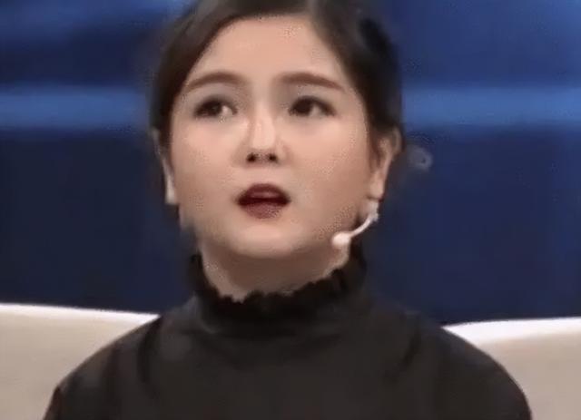 “最美袖珍人”黃韻伊，1米35酷似女明星，年入百萬仍然單身