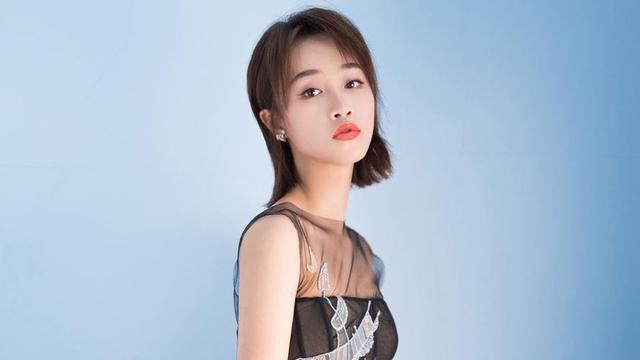 “自帶苦相”的九位女星，個(gè)個(gè)愁容滿面，演什么都喪，太吃虧了