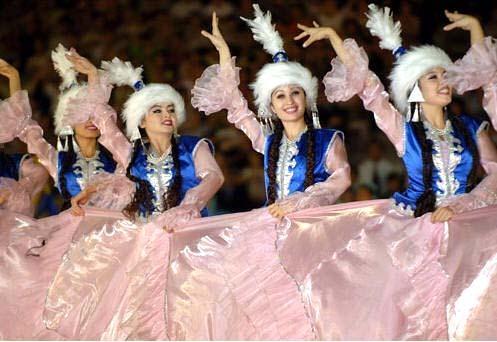 這個(gè)國(guó)家盛產(chǎn)混血美女，人口有三千萬(wàn)，將兩位蒙古人視為民族英雄