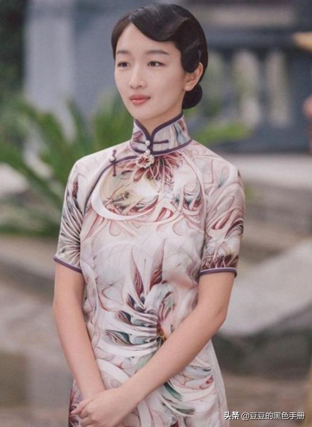 旗袍如照妖鏡，看看這17位女星，誰最驚艷，誰像偷穿大人衣服？