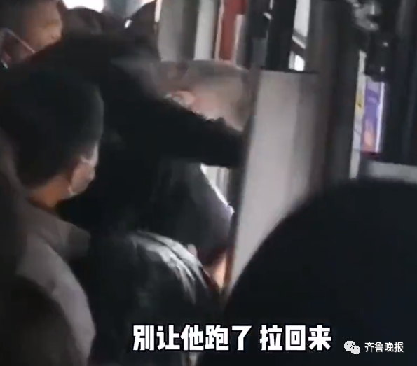 女孩公交上遭猥褻怒斥男子：你比我爸都大，你就沒閨女嗎？濟南警方回應